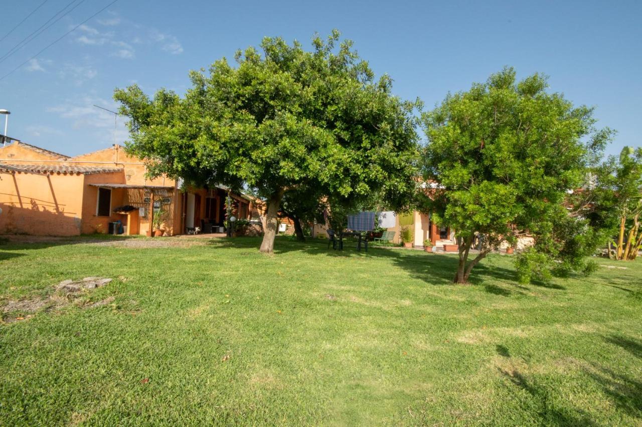 Is Cuccus Masainas Exterior foto